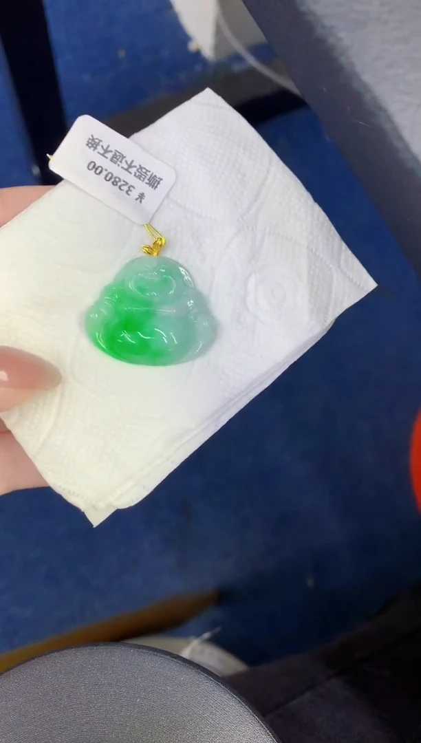 颈饰18K金镶嵌翡翠缅甸天然翡翠A货131