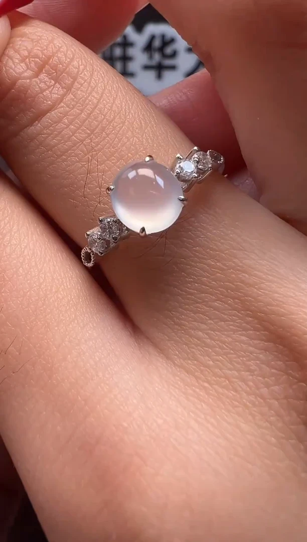 18K金镶嵌戒指翡翠缅甸珠宝严选