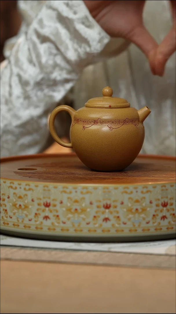 茶壶紫砂腰缠万贯