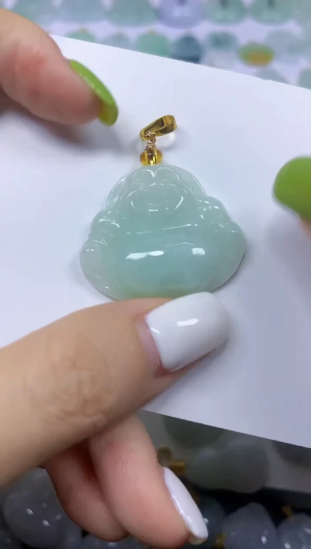 翡翠未镶嵌颈饰挂件