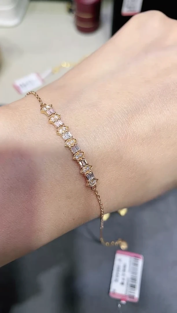 18K金镶嵌钻石手链