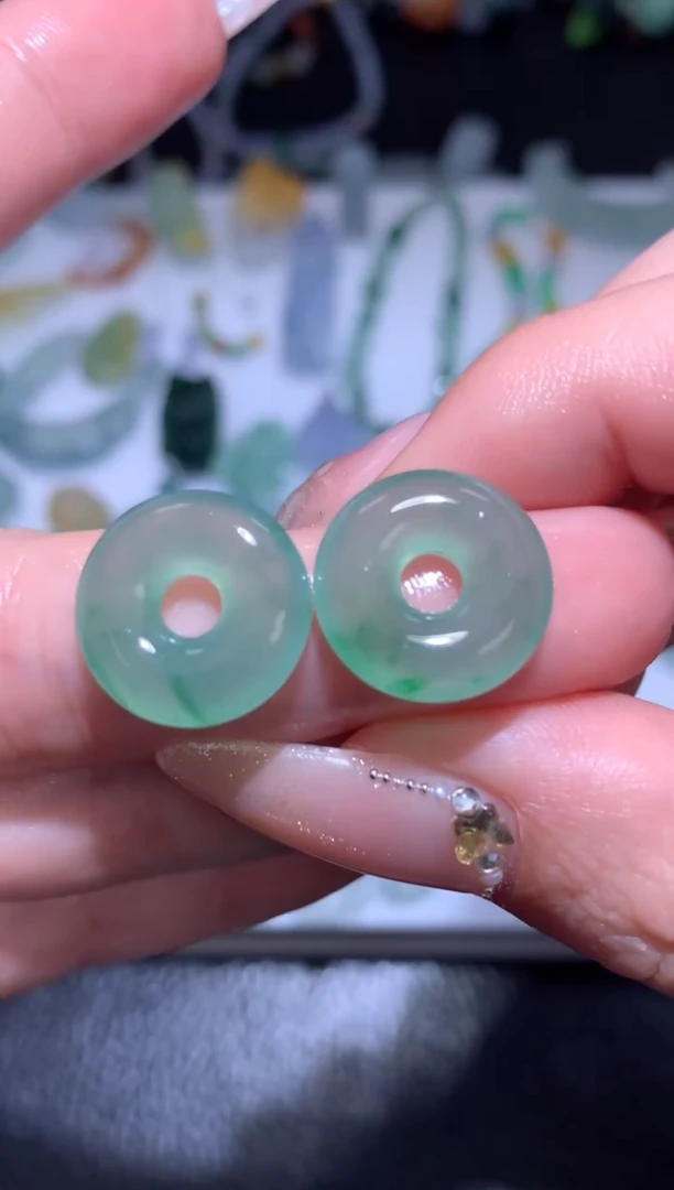 未镶嵌定制翡翠甜甜圈