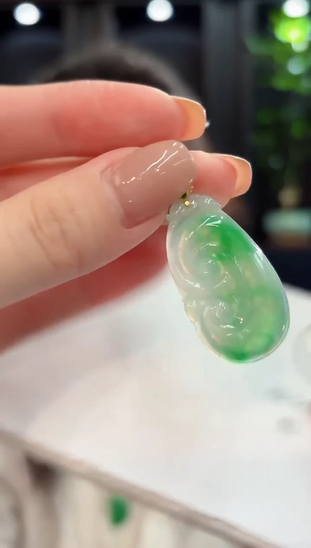 吊坠(不含链)18K金镶嵌翡翠 缅甸A货/支持复检/一件