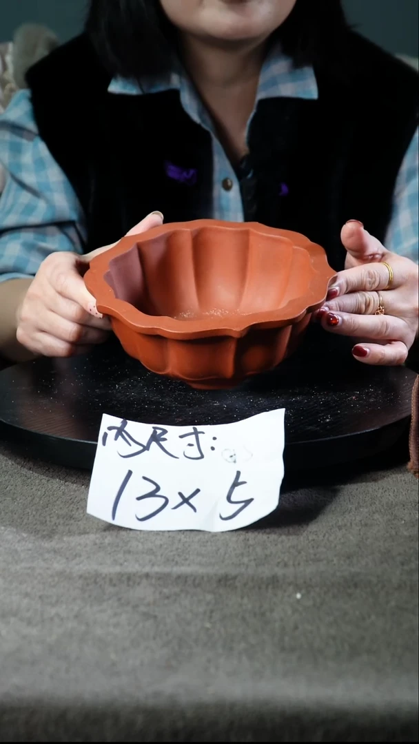 宜兴紫砂小小花盆