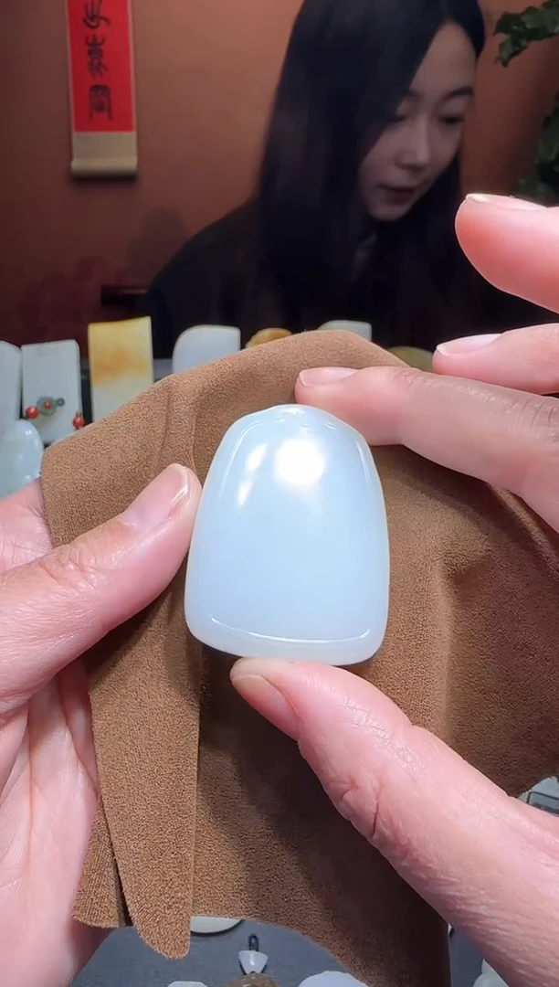 颈饰未镶嵌和田玉必*无事牌