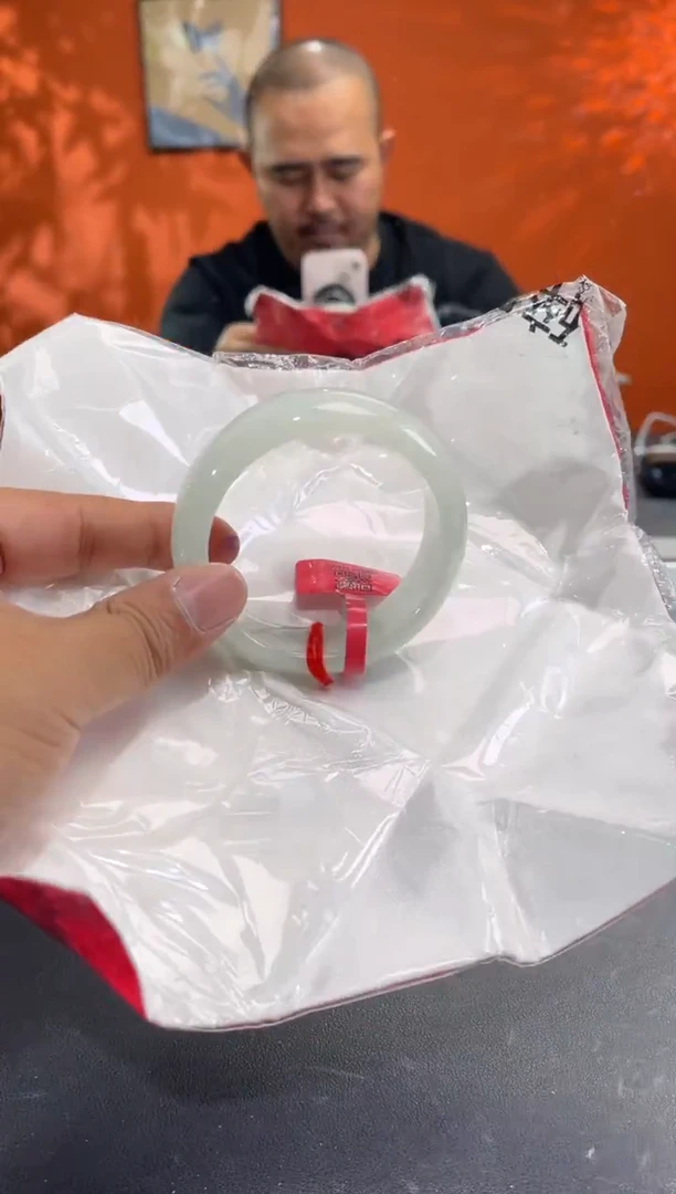 未镶嵌手镯翡翠8