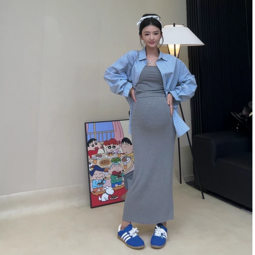 孕妇装2025春秋新款洋气修身吊带上衣外穿气质百搭孕妇半身裙套装