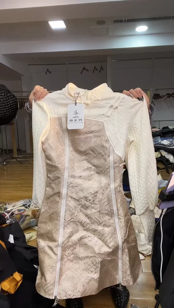 M码       90-105斤  卫衣裙