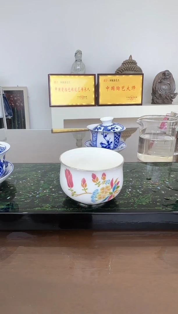 何赋森甄选——刺绣压手杯