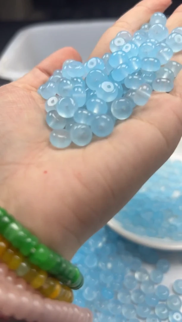 玛瑙/玉髓颈饰未镶嵌w1847冰川蓝算盘8*4mm*30颗