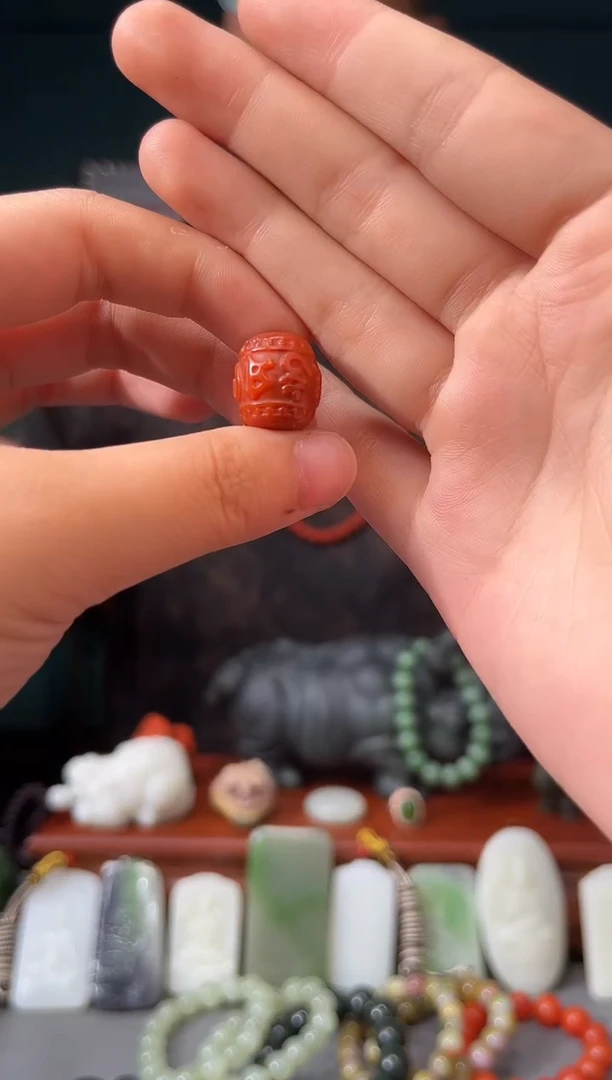 南红玛瑙未镶嵌颈饰吊坠