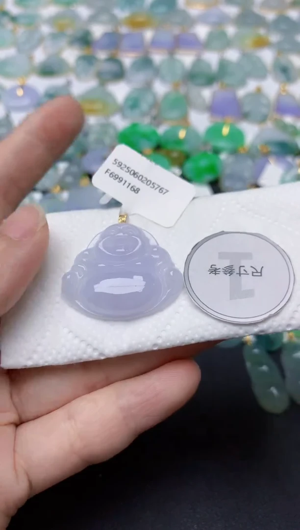 翡翠18K金镶嵌颈饰天然缅甸A货翡翠