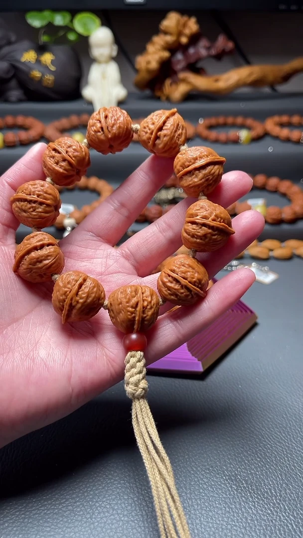 【闪购商品】文玩核桃吊坠核桃手串