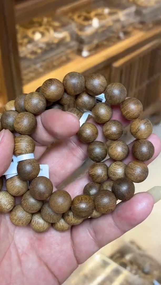 沉香手串 菩萨棋圆珠单圈1.3+多样性发其一