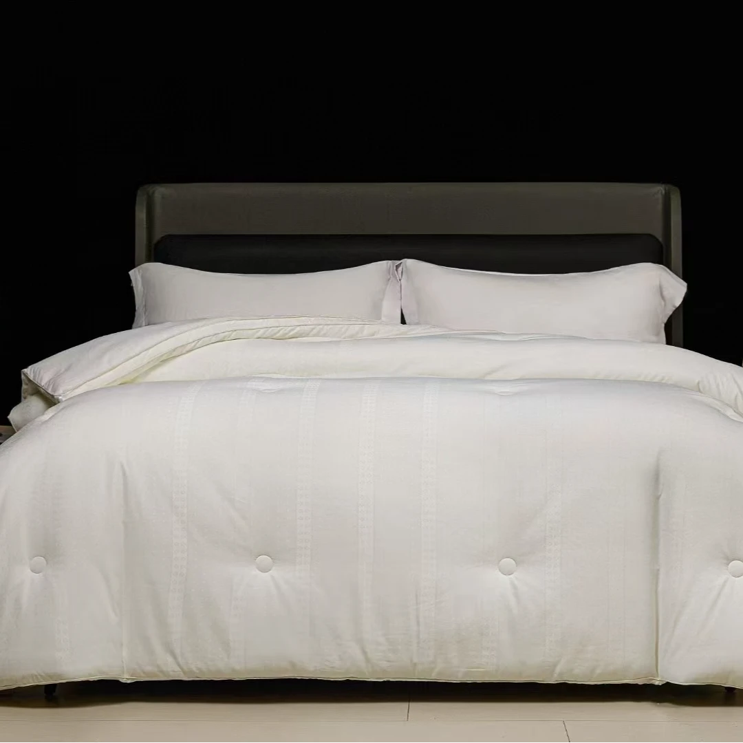 鸾帛密境提花保暖冬被亲肤立体柔软