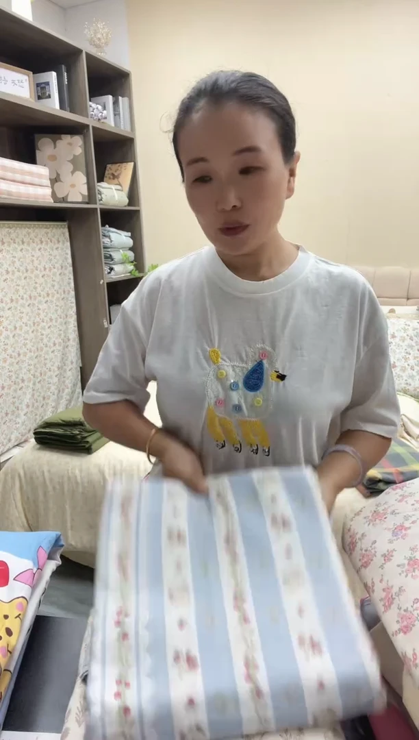 棉双层纱三件套 小红花