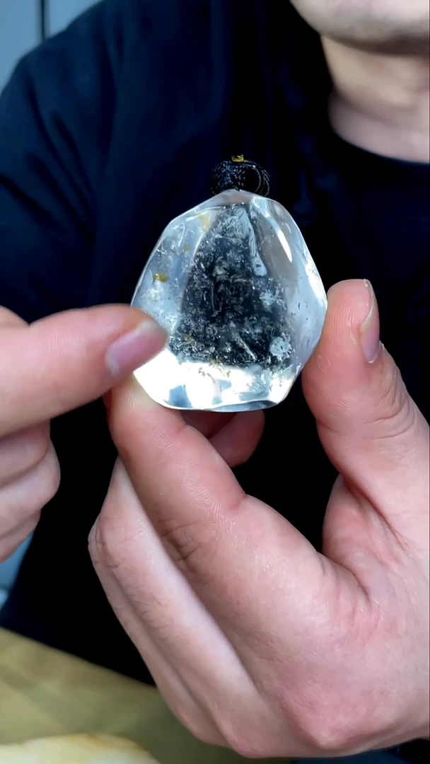 水晶摆件未镶嵌111