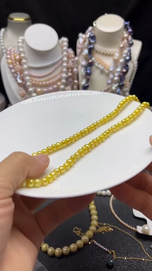 颈饰未镶嵌淡水珍珠多人