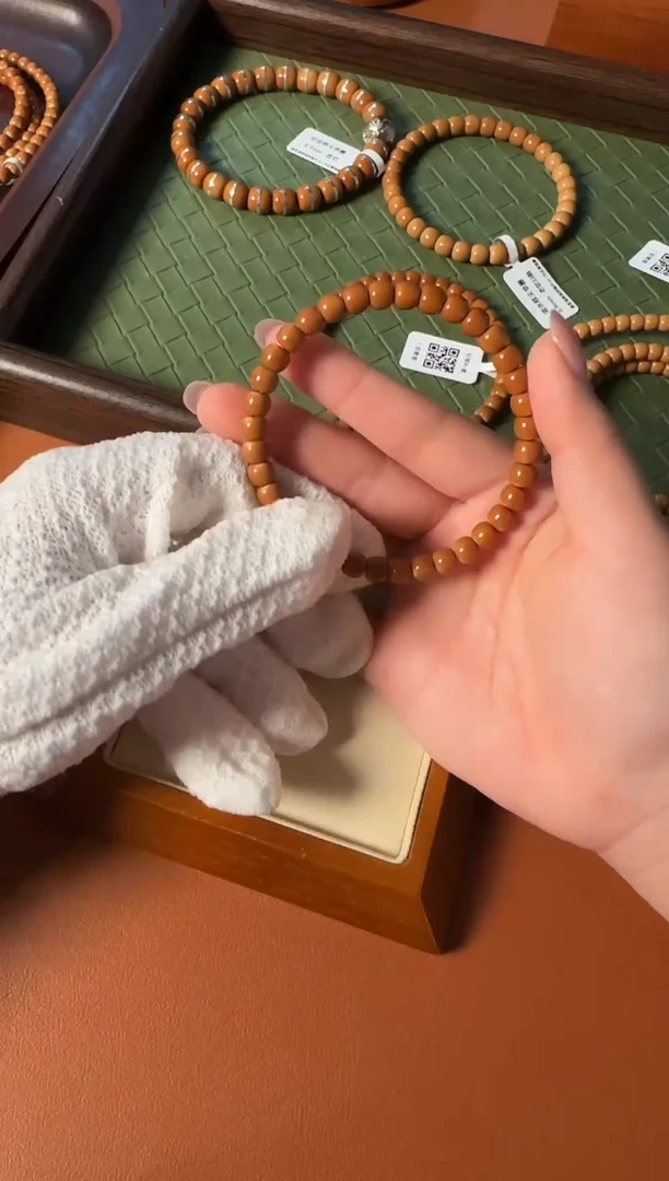 手串橄榄核【168】6.4mm老挝核尖老型单圈、正三花