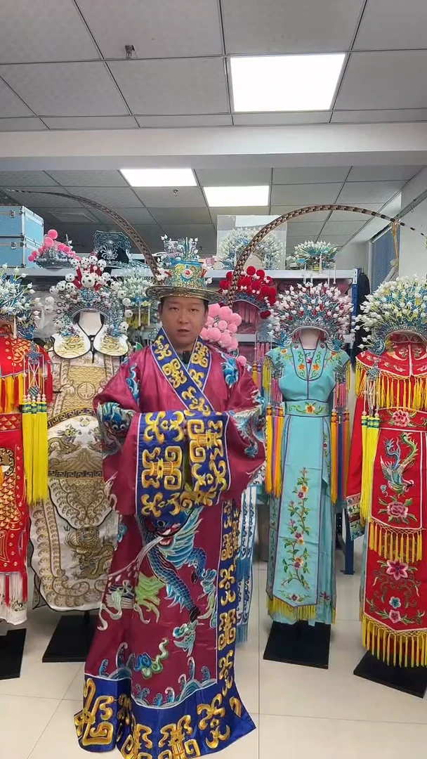 开**人戏曲中军盔+紫开敞