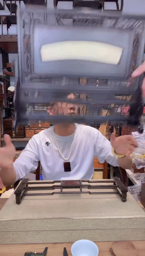 乌木类书架行**疆805大叶紫檀嵌高品猛犸屏风 清明上河图