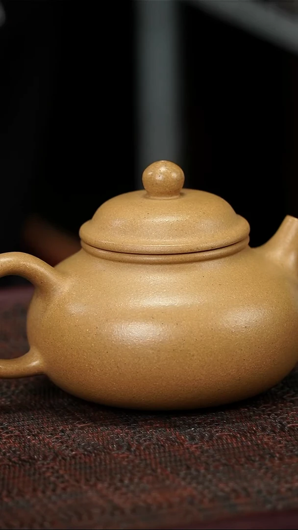 茶壶紫砂lzx黄金段 容天200cc
