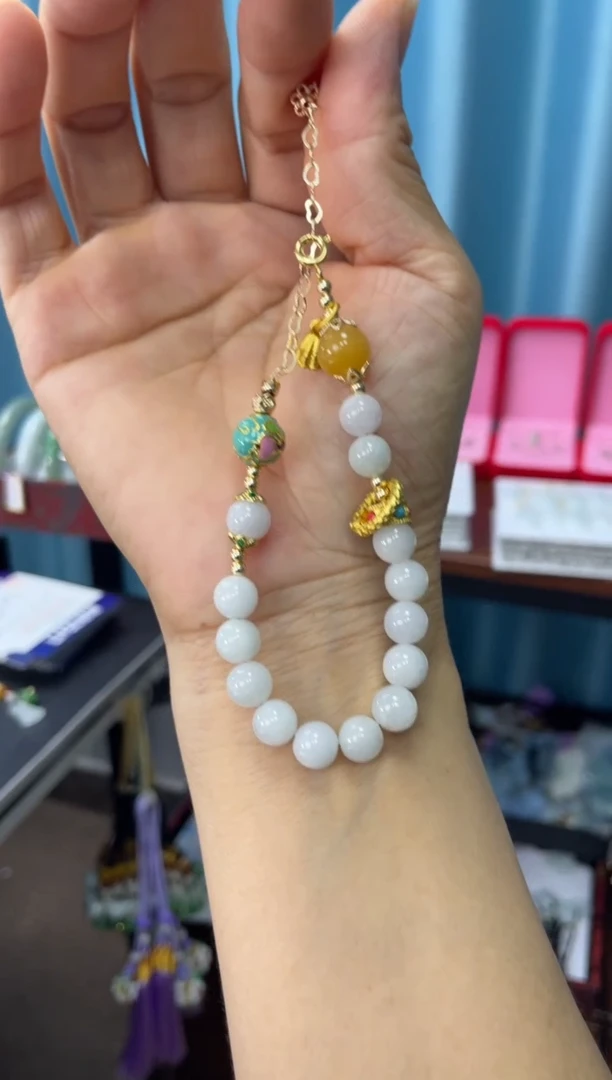 未镶嵌手链翡翠带链手串 多样性发其一