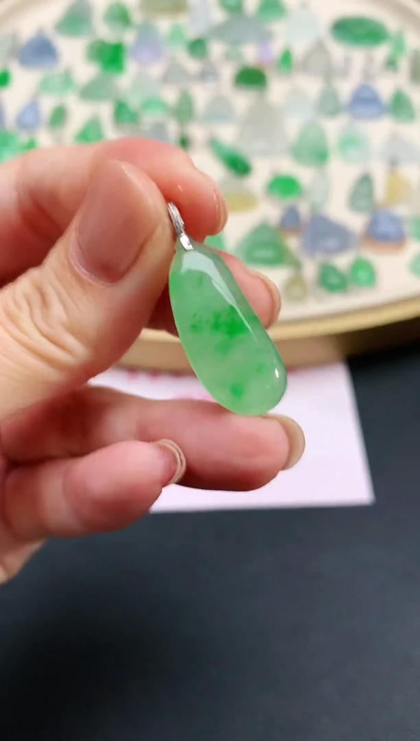 翡翠18K金镶嵌吊坠(不含链)福瓜|2680+0