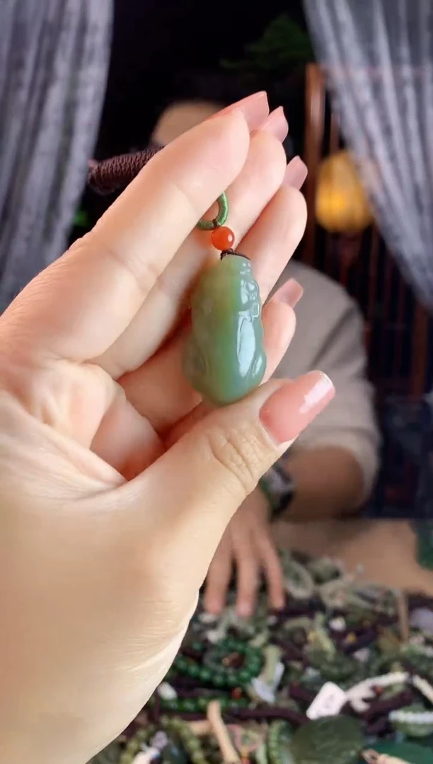 【闪购商品】和田玉挂件未镶嵌多样性发货拍一发一