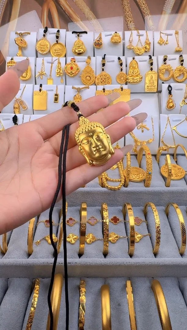 无足银小佛头吊坠      总重15g外1.9g
