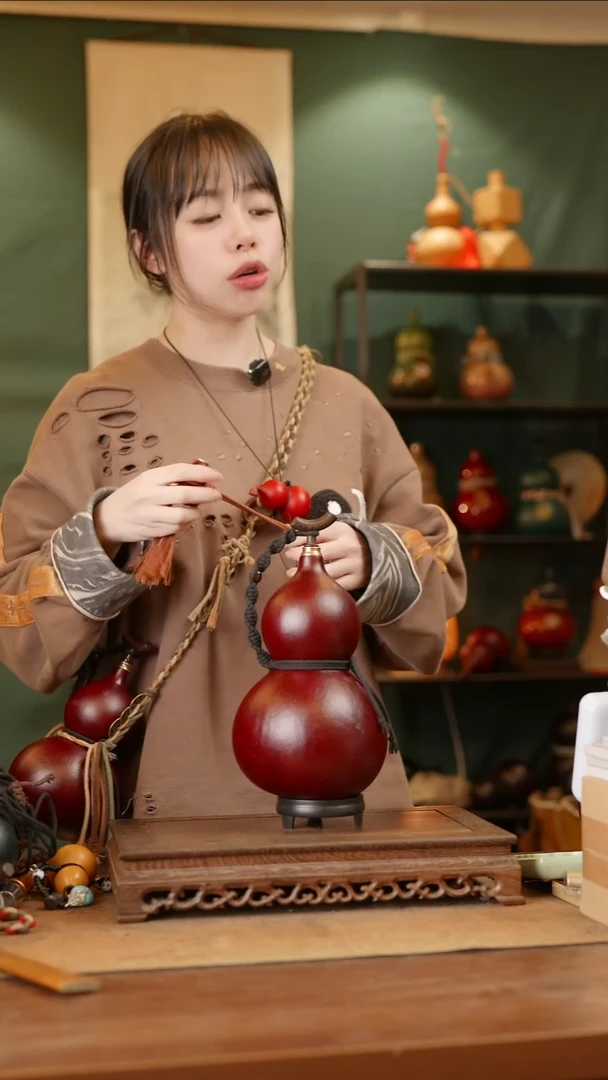 181号精品天然大漆酒葫芦一物一拍~