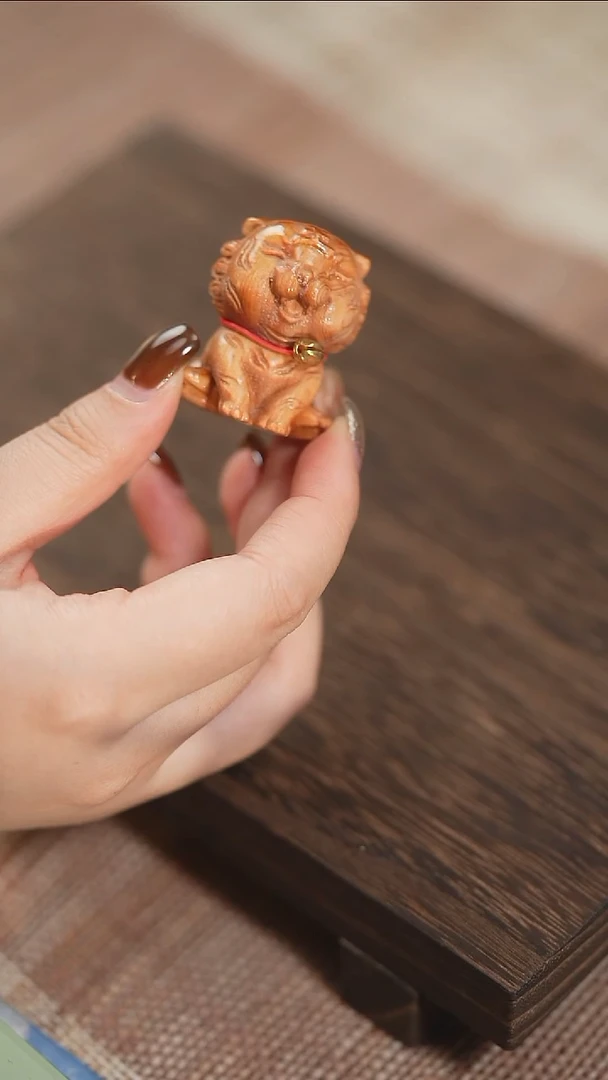 柏木（崖柏）其他清仓福利！崖柏 虎 摆件