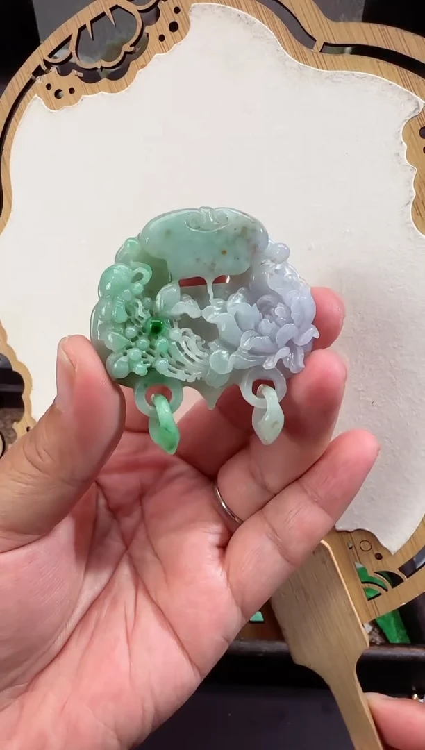 【闪购商品】翡翠颈饰未镶嵌拍照