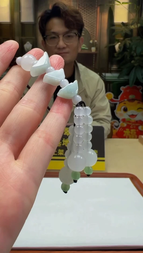 【闪购商品】翡翠颈饰未镶嵌D2025-2-26-1