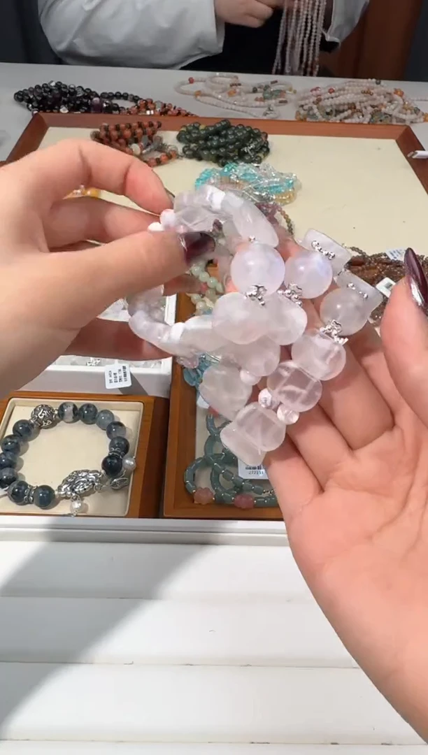 【闪购商品】水晶手链未镶嵌C028雪花手牌蓝月单珠款