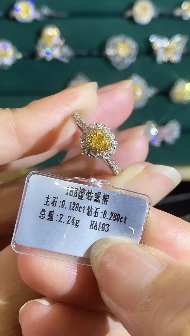 18K金镶嵌戒指钻石55