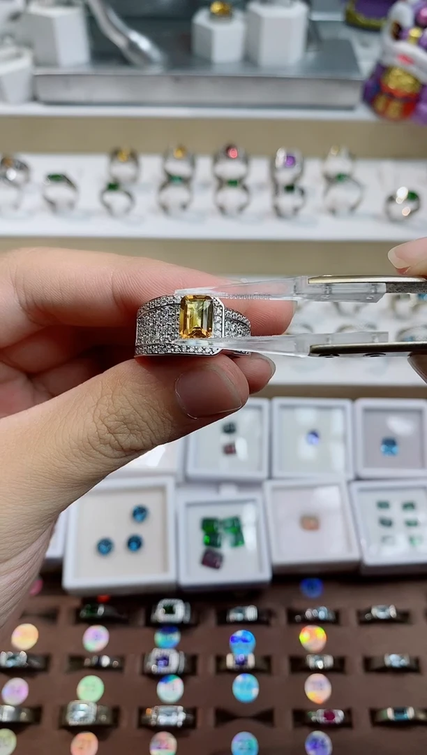 黄晶戒指银S925镶嵌k****g拍下备注身高体重