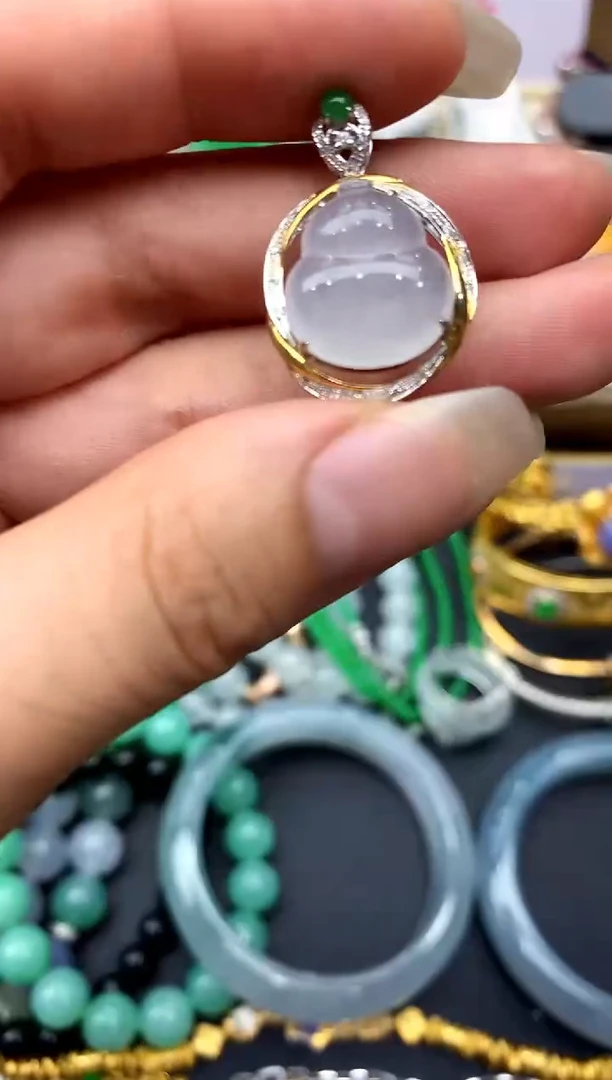 颈饰18K金镶嵌翡翠279 -中国好珍宝