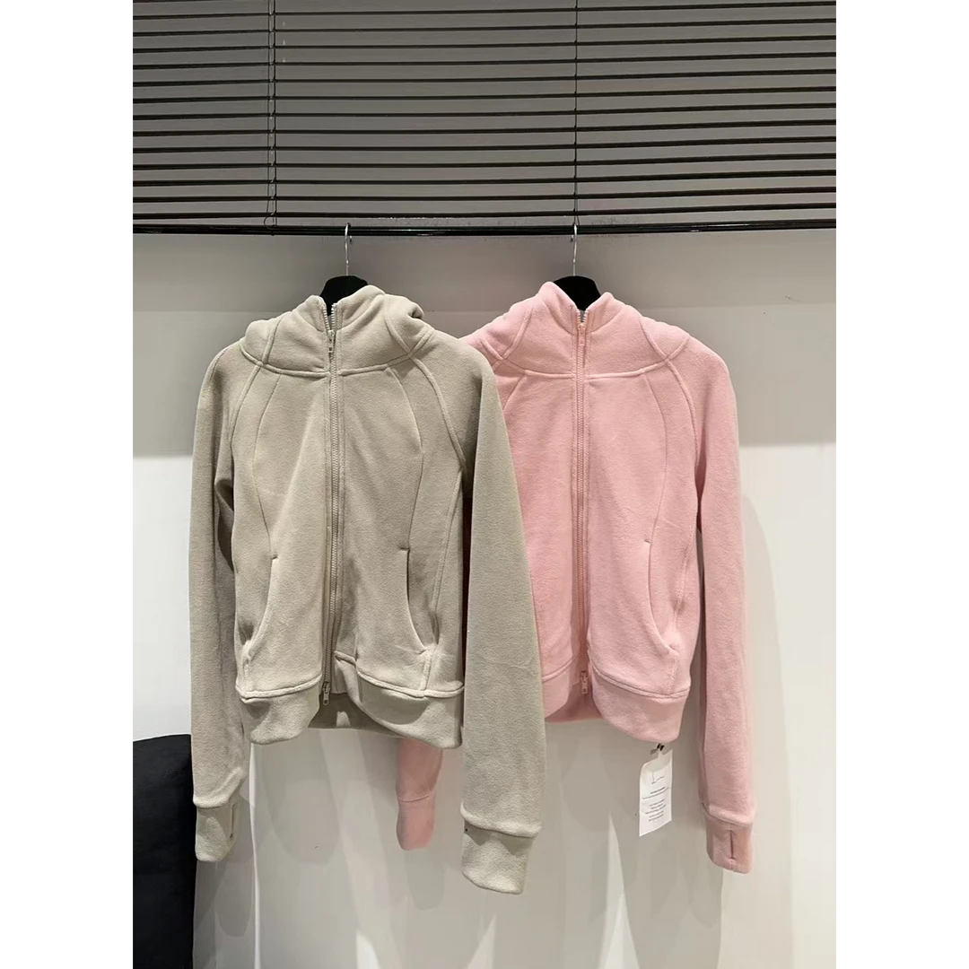 秋冬新款厂家样板清货外套37