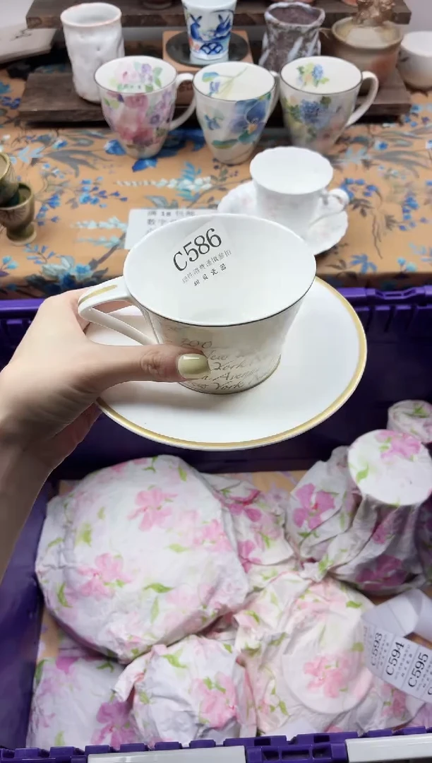 瓷片洋****像                C586