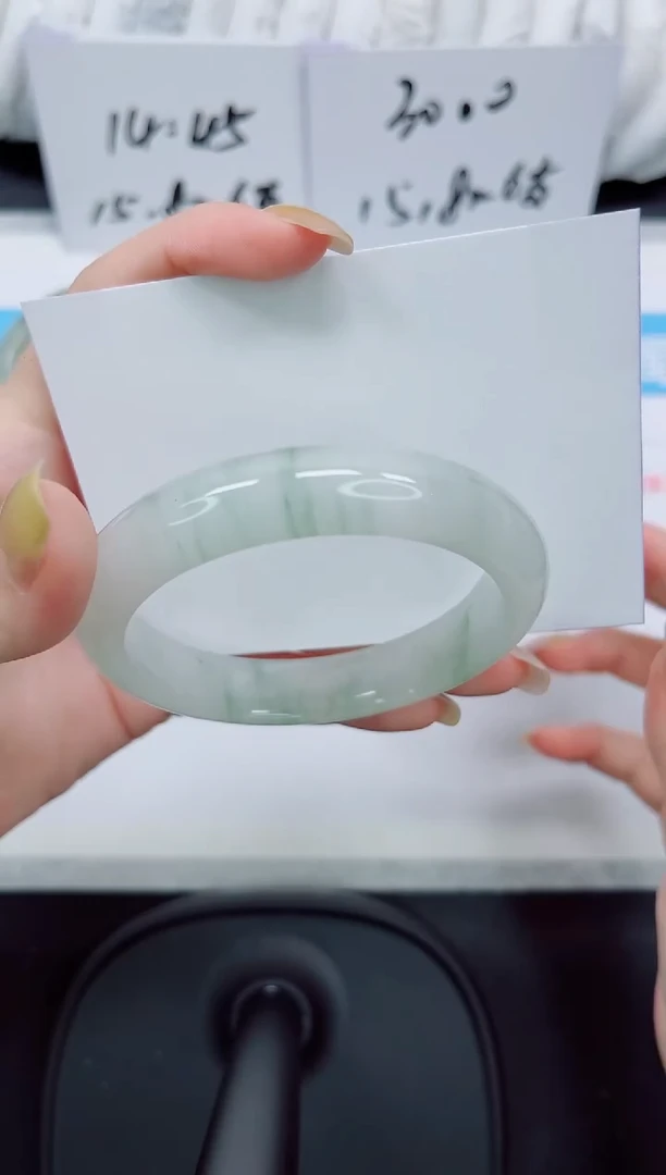 石英质玉手镯未镶嵌21