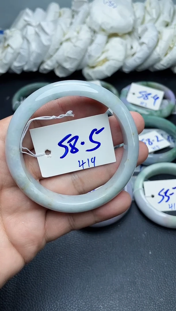 翡翠手镯未镶嵌419