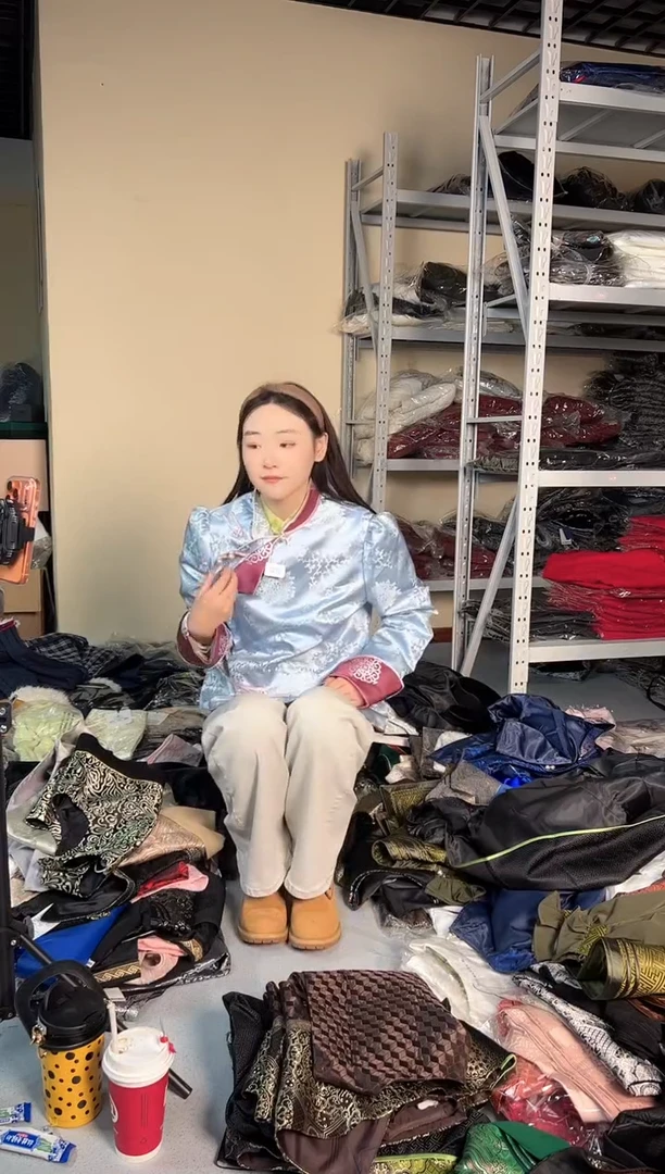 青灰色外套3xl