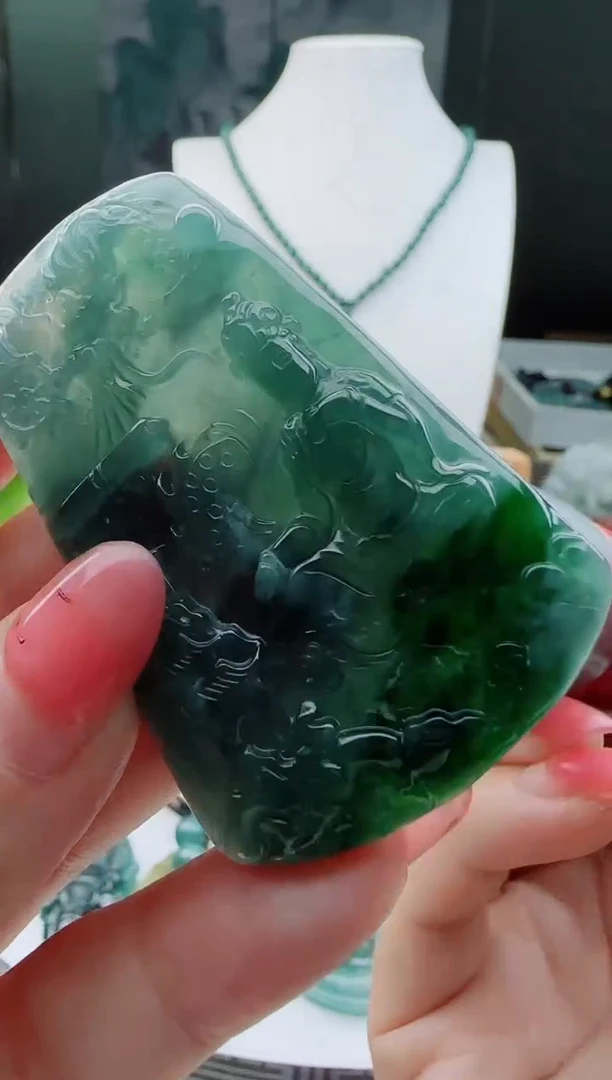 【闪购商品】翡翠颈饰未镶嵌多样性随机一件发货