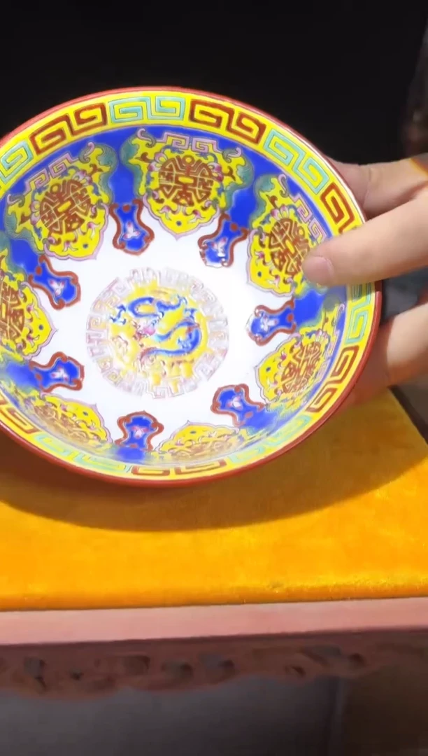 摆件陶瓷现代工艺品Y247