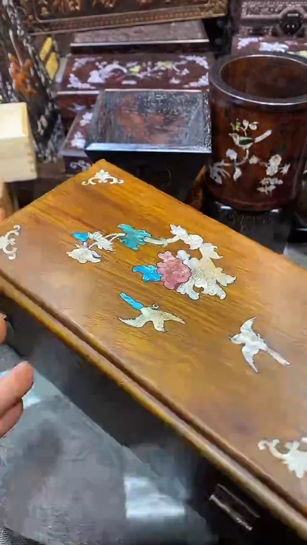 木木雕款大盒子一个