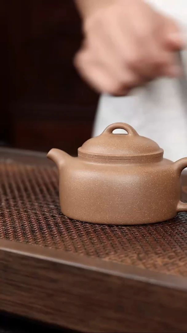 茶壶紫砂芝麻绿井栏