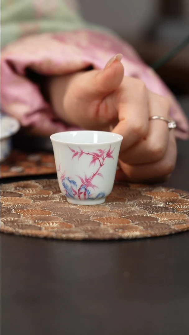 【闪购商品】杯云诗玉洁青花加彩竹子杯