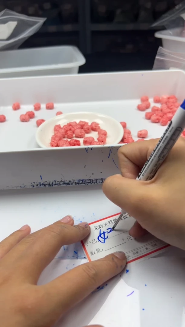 未镶嵌拼合珍珠（马贝珠）颈饰x976女*王贝小天使*3个