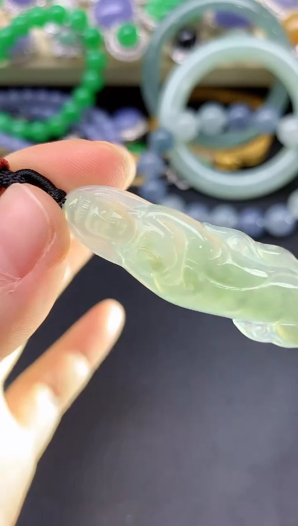 颈饰未镶嵌翡翠37-雪姐翡翠天天见